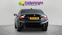 BMW 3 Series Photo 5