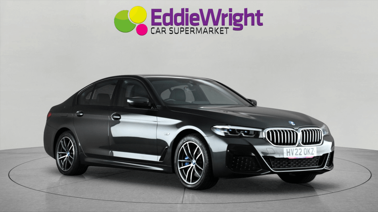 BMW 5 Series Photo bsapi-ec117e065802f99f56c82e6135895df5c32ff792.jpg