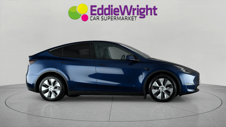 TESLA MODEL Y Photo bsapi-ec53cdcddf2bfeef8ffdafd2a20487adeb7b673f.jpg