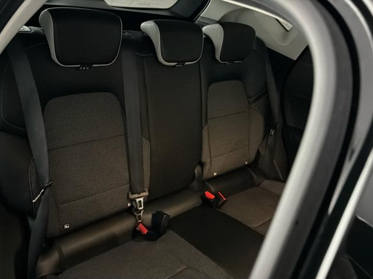 RENAULT CAPTUR Photo bsapi-ec6ffdea235ac2aa8d06583197e7e563873ceda2.jpg