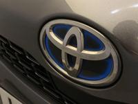 TOYOTA YARIS CROSS Photo 16