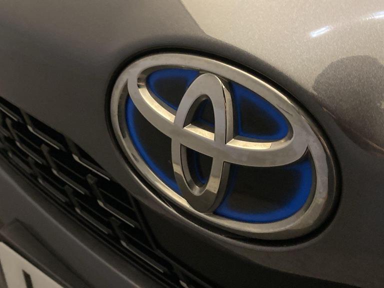 TOYOTA YARIS CROSS Photo bsapi-ec81a6b94fe50c1626f6bc5d446293841e3f3221.jpg