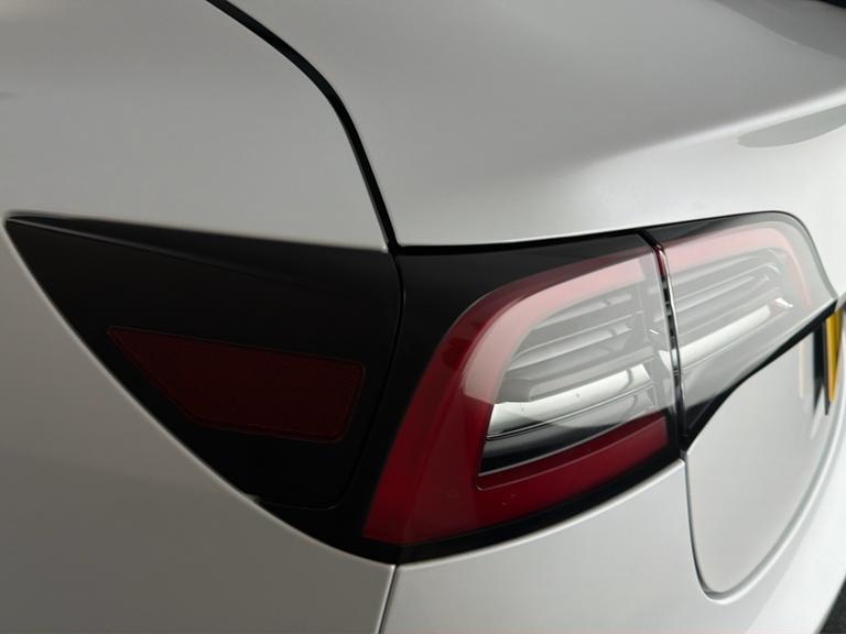 TESLA Model 3 Photo bsapi-ecbeed10c8819f513c78b3e9404c607197b87d2c.jpg