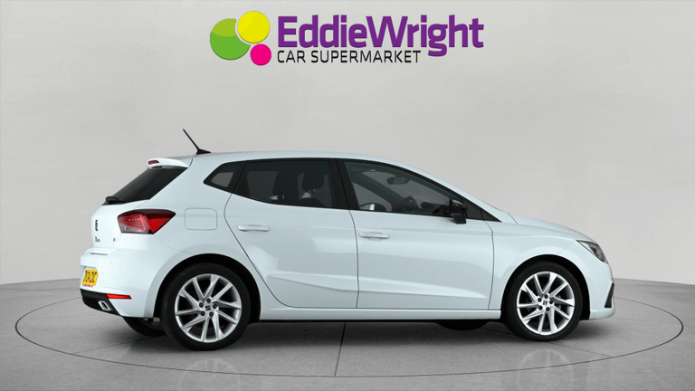 SEAT Ibiza Photo bsapi-ecd5cf547cfb365db8bd6350d2f3acbb521fd08b.jpg