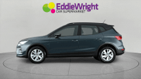 SEAT ARONA Photo 3