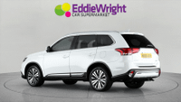 MITSUBISHI Outlander Photo 4