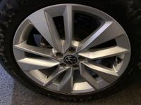 Volkswagen T-CROSS Photo 8