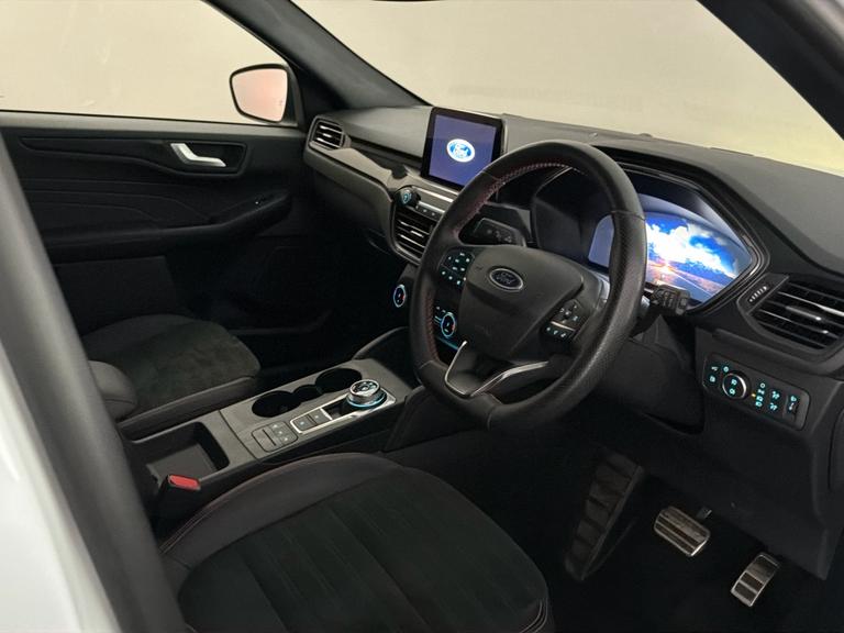 FORD KUGA Photo bsapi-ef1c14b3fb71647363db674033d0af0235cec093.jpg