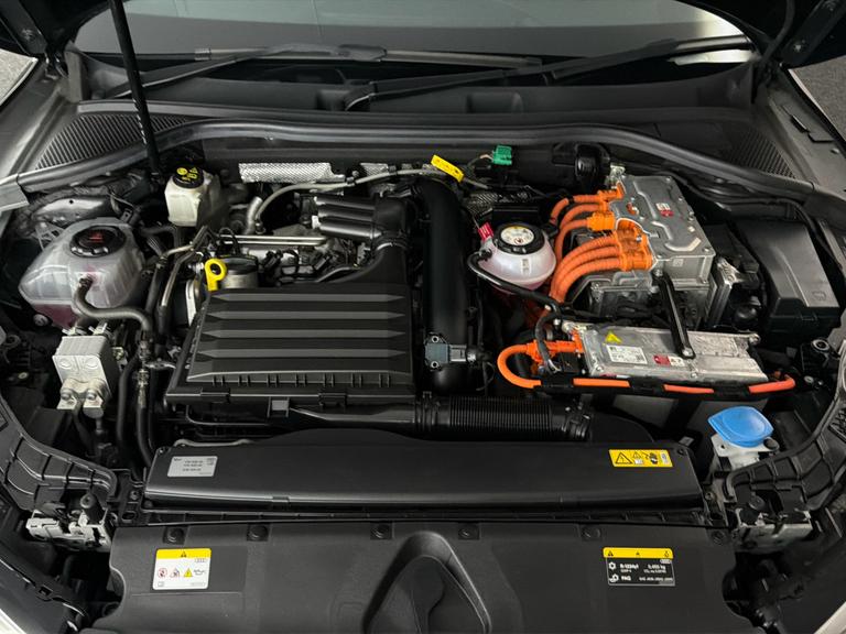 Audi A3 Photo bsapi-ef247dbc3a9fc7e6b1681ff76f94de6a770e5a7e.jpg