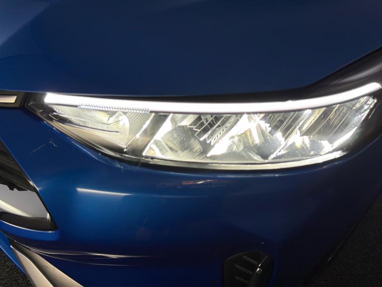 FORD Kuga Photo bsapi-ef2cd55be610f0ff072175a308f467a728a16a11.jpg