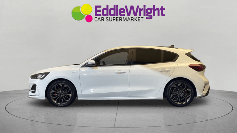 Ford FOCUS Photo bsapi-ef66956c7bcebe7cb56d682fd90803517e03b421.jpg
