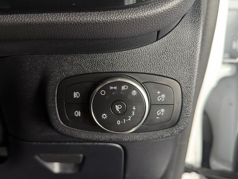 Ford FIESTA Photo bsapi-f0a4b3898b5adb2020132b026333db1bc7fd0671.jpg