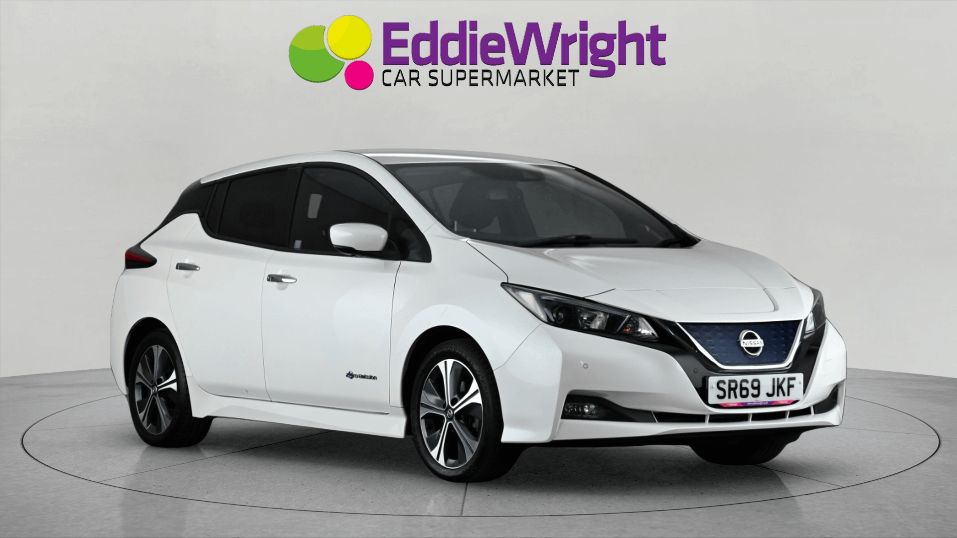 NISSAN LEAF NISSAN LEAF 40KWH 150PS N CONNECTA SAT NAV REVERSE CAM TINTS PRICE...