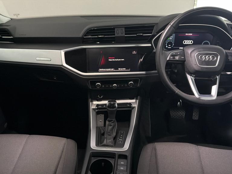 Audi Q3 Photo bsapi-f2347f5a54228e28c152d5b02528bf0e339f309b.jpg