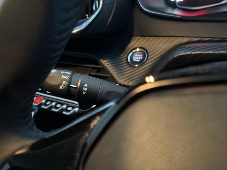 PEUGEOT 208 Photo bsapi-f28dc931b68ce59b309015b40d7d21e7214f8973.jpg