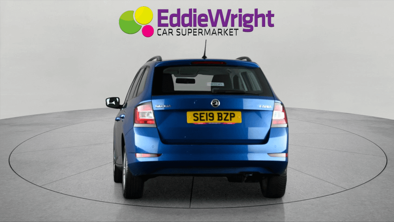 Skoda FABIA Photo bsapi-f37a7dba48c83590a4664be3ab598459283b16c3.jpg