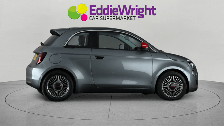 FIAT 500E Photo bsapi-f44c284137388a4581369f91612891086532fa7f.jpg
