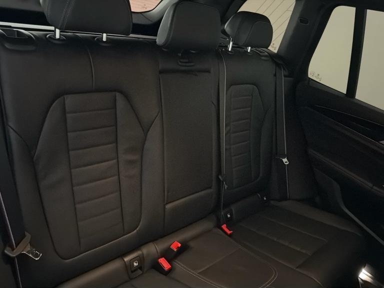 BMW X3 Photo bsapi-f45364466974690b75ed7e64a37a8a36cf126519.jpg
