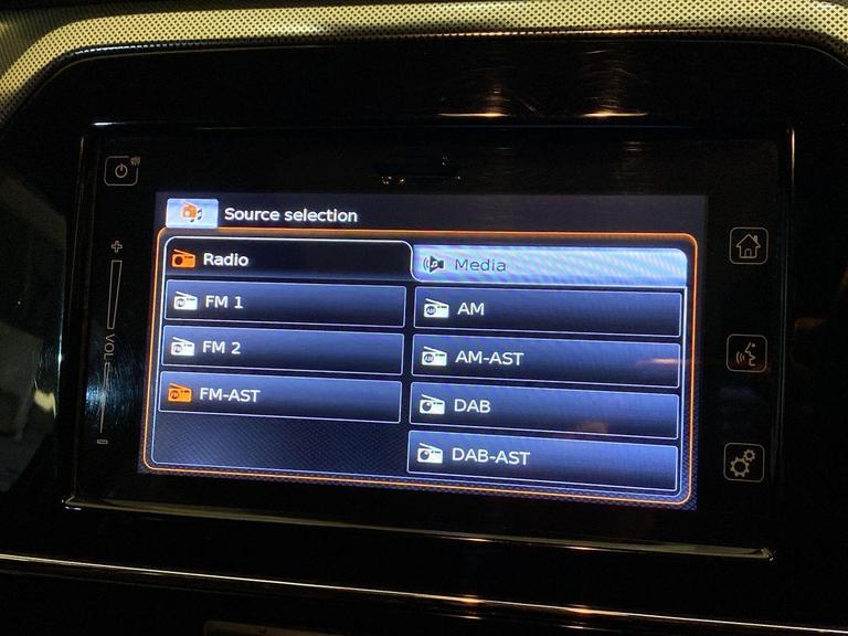 SUZUKI VITARA Photo bsapi-f51195999a509f594f12e3ee280795a89f58438d.jpg
