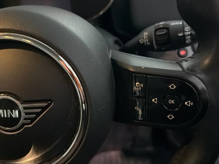 MINI COUNTRYMAN Photo bsapi-f58e2f982263804654573d414c99cd659ad69c0b.jpg