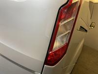 FORD TOURNEO CUSTOM Photo 17