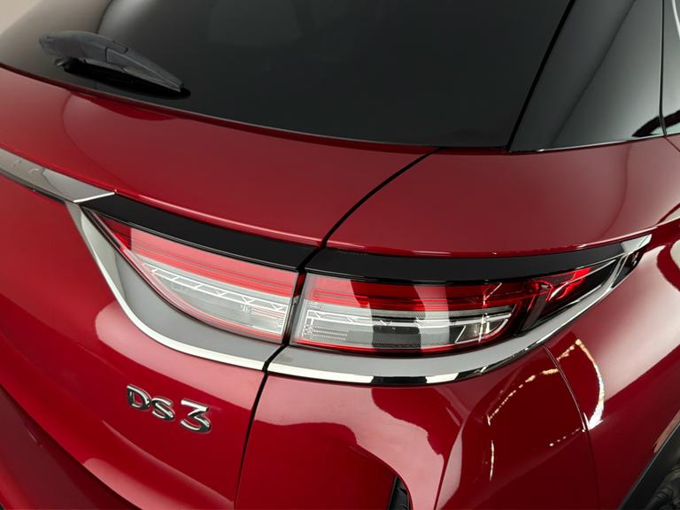DS AUTOMOBILES 3 Crossback Photo bsapi-f5bb18cf0506aede2271f82ad46e4f3e5623723d.jpg