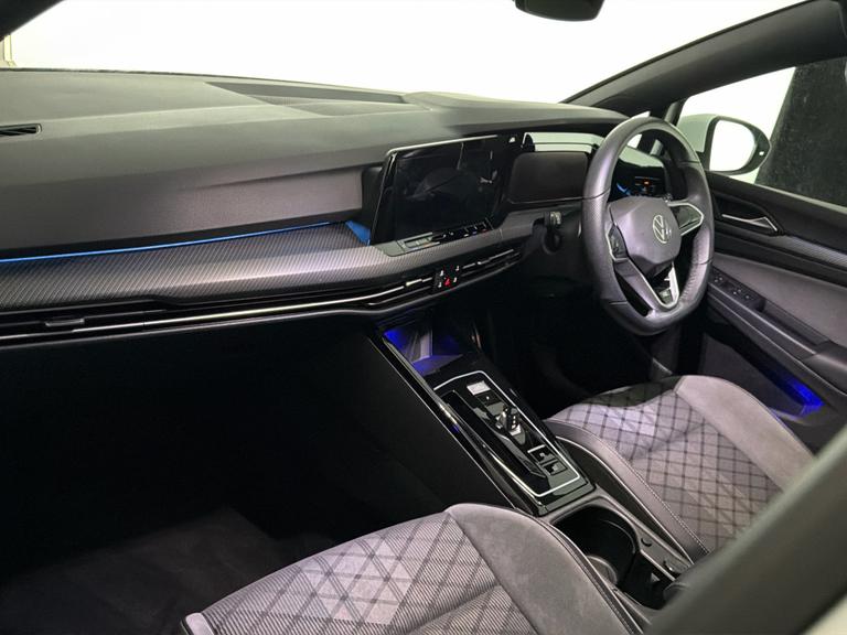 Volkswagen GOLF Photo bsapi-f6806c9496d54cfe53fdf51a348a09e97259c0ea.jpg