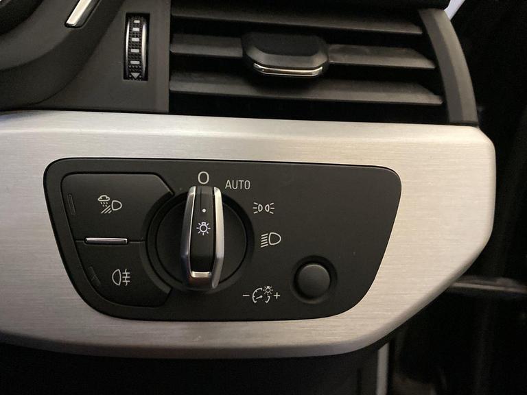 Audi A5 Photo bsapi-f689a19f2addfd1fdd61ab05304587712e4b910c.jpg