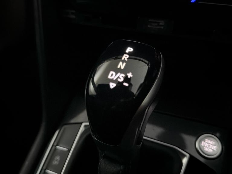 Volkswagen Tiguan Photo bsapi-f6c7d04cbbcae4278e7a76fd0f0f5f486dc540ad.jpg