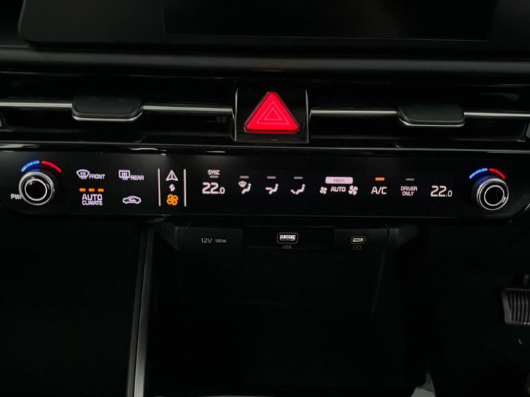 Kia NIRO Photo bsapi-f8d9fa48eb3a3a78a282c33637a53dffc0c2e10c.jpg