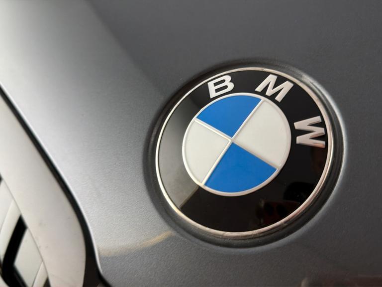 BMW 3 SERIES Photo bsapi-f8e252d75b5c478ffcea31a5bf942d423e031c12.jpg