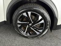 PEUGEOT 2008 Photo 8