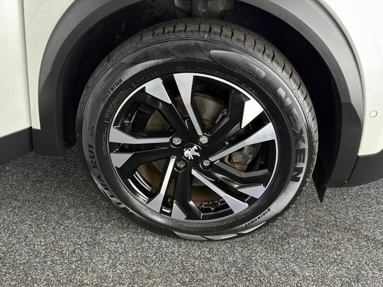 PEUGEOT 2008 Photo bsapi-f9037e035dca3c34fb45c674b9c7a9241d5a939d.jpg