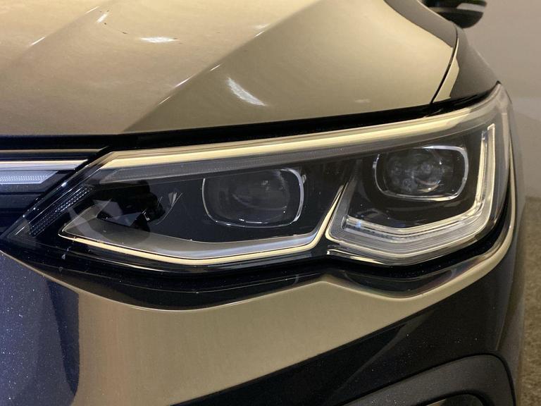 Volkswagen GOLF Photo bsapi-f915290c24fa5cdcce87aeb64e24720f12eb6c52.jpg