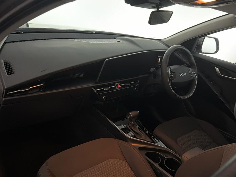 KIA Niro Photo bsapi-f91ddd43945277a44cc7bf257344918e3610a1b6.jpg