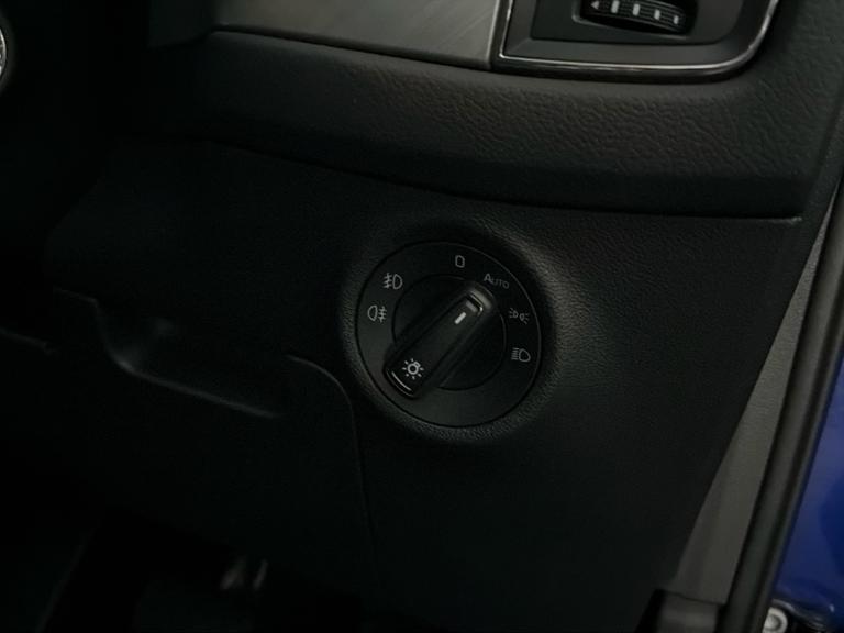 ŠKODA Kodiaq Photo bsapi-f98fd0d9935aa724b7bafdfde6a5dd903c721bc8.jpg