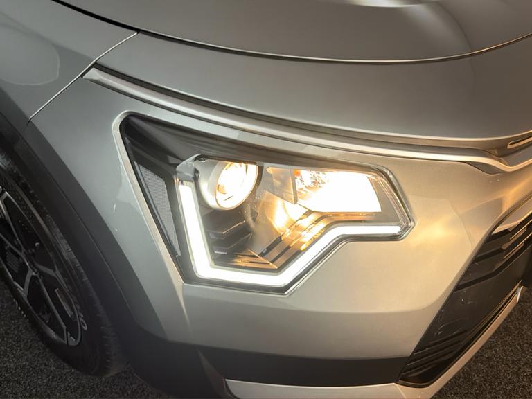 KIA Niro Photo bsapi-f9b02b126508f781e82d0638ba57bcb0a1639648.jpg