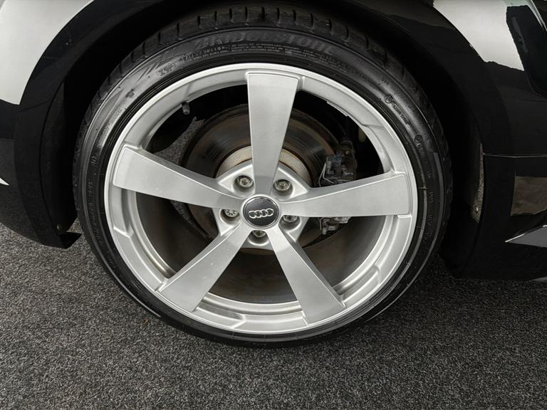 AUDI Tt Photo bsapi-f9fc6e3bf47fa7e7606d4c80fcc08e1f2b82c991.jpg