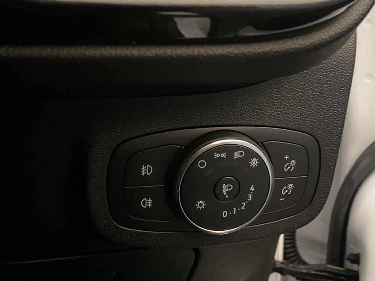 FORD FIESTA Photo bsapi-fa486aa88fa501394c9108de8ee3167bce897368.jpg