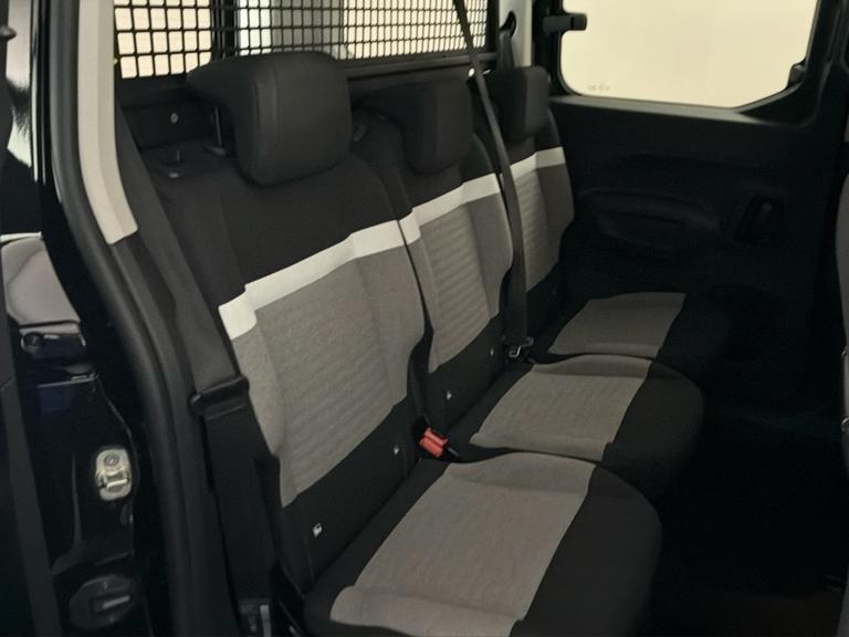 Citroen Berlingo Photo bsapi-fa7cce4cd10da705163d1de863e696bf1054a103.jpg