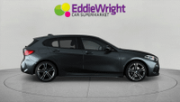 BMW 1 SERIES Photo 5