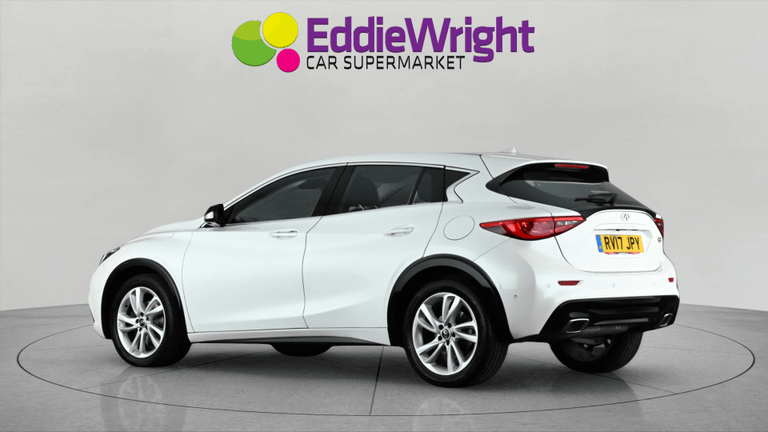INFINITI Q30 Photo bsapi-faad077ed1b78502d8f436ee482fd21a273ce90d.jpg