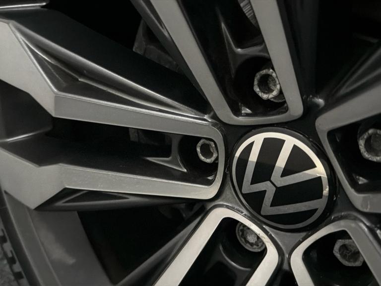 Volkswagen TIGUAN Photo bsapi-faddc07b921def15b5bf59b4d10f54c5cf2bcf0a.jpg
