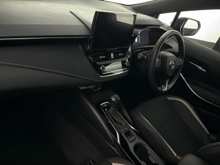 Toyota Corolla Photo bsapi-fb87a41d561eb063cf4b3bd3fc1934f423483b37.jpg