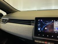 RENAULT CLIO Photo 27