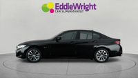 BMW 3 Series Photo 3