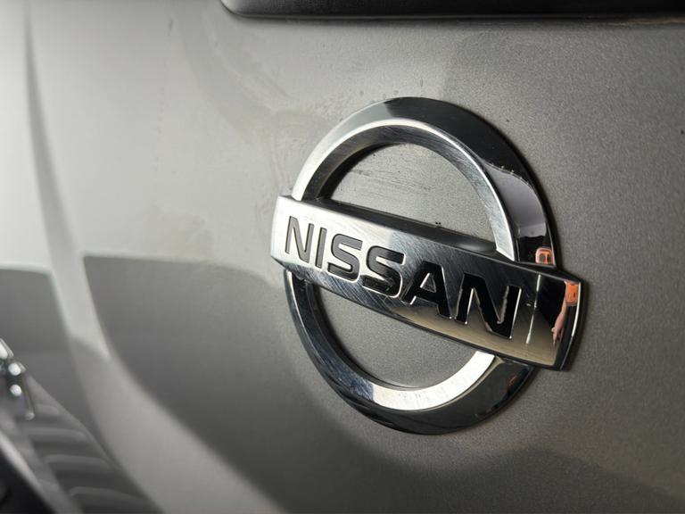 NISSAN Navara Photo bsapi-fcdea1300aa6c12426674dcf224343c94af24a99.jpg