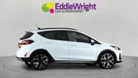 Ford Fiesta Photo 7