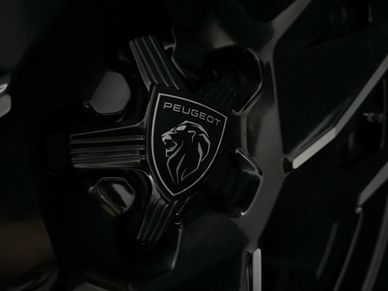 Peugeot 3008 Photo bsapi-ff2a761114f80e9d6e727cca82153415e48625bd.jpg