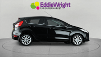 FORD Fiesta Photo 7